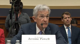 Chủ tịch Powell bất ngờ tuyên bố FED sẽ hạ lãi suất mà không cần lạm phát về mốc mục tiêu 2%