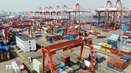 Tín hiệu trái chiều từ hoạt động xuất nhập khẩu của Trung Quốc
