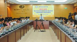VND mất giá 4,4%, tỷ lệ nợ xấu có xu hướng tăng