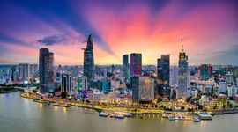 Bình minh sau "bão"  với doanh nghiệp niêm yết