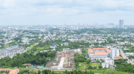 Cuộc đua bung hàng cuối năm tại “siêu đô thị” TP.HCM (mới)