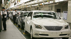 Toyota lập kỷ lục doanh số bán xe trên toàn cầu