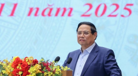 Thủ tướng yêu cầu cắt bỏ những thủ tục không cần thiết mà người dân vẫn phải làm