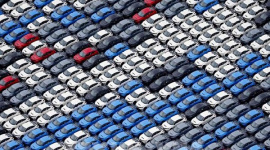 Kinh tế Nhật Bản đối mặt với áp lực kép