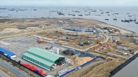 Hà Nội, TP. HCM tăng mạnh thu ngân sách từ đất