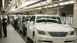Toyota nâng dự báo lợi nhuận ròng năm tài chính 2025