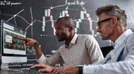 Khối ngoại "quay xe" bán ròng phiên VN-Index bùng nổ, ngược chiều tung hơn trăm tỷ gom một mã chứng khoán