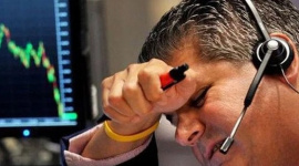 Tự doanh CTCK quay đầu "xả" hàng trăm tỷ đồng cổ phiếu Việt Nam trong phiên 17/12, mã nào là tâm điểm?