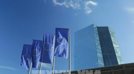 ECB thận trọng trước ngã rẽ chính sách