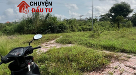 Mua đất phân lô trên giấy “hứa”, nhà đầu tư ngã ngửa khi biết sổ hồng đã bị chủ đầu tư đem cầm cố ngân hàng từ lâu