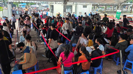 Nhà ở xã hội tăng tốc, thị trường bất động sản vẫn lệch pha