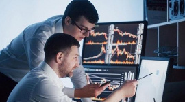 Khối ngoại ngược dòng tung 300 tỷ gom một cổ phiếu bluechip trong phiên VN-Index tăng 25 điểm