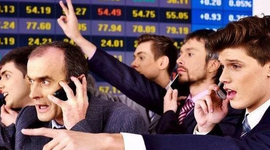 Đang dò đáy 2 năm, một cổ phiếu BĐS bất ngờ "tím lịm" 2 phiên liên tiếp