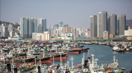 Xuất khẩu của Hàn Quốc lần đầu tiên đạt mốc 700 tỷ USD/năm