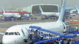 "Ông lớn" hàng không Ấn Độ hủy hơn 1.000 chuyến bay chỉ trong vài ngày