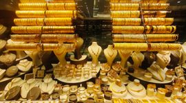 Chưa hết "nóng", giá vàng thế giới thiết lập đỉnh mới