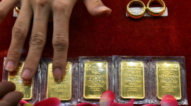 Tiếp tục phá đỉnh, vàng SJC vọt lên mốc 102 triệu đồng/lượng