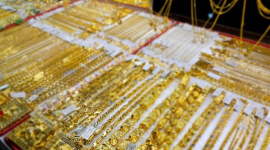Sau một ngày rơi mạnh, giá vàng trong nước sáng 29/4 bật tăng trở lại 1 triệu đồng mỗi lượng