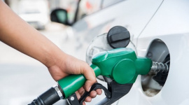 Giá xăng, dầu đồng loạt giảm sau kỳ nghỉ lễ