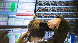 Phiên 4/6: Khối ngoại quay đầu bán ròng, "xả" hàng trăm tỷ tại 2 mã Bluechips