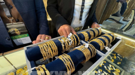 Một tuần giao dịch nhiều giằng co của vàng thế giới