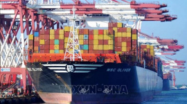 Xuất khẩu của Trung Quốc có thể khởi sắc trước thời hạn Mỹ tái áp thuế