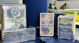 Giá bạc tiếp tục giảm khi đồng USD mạnh lên