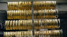 Giá vàng tăng trước thềm cuộc gặp Mỹ - Ukraine