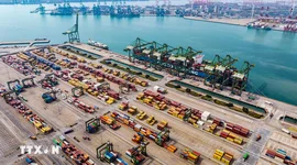 Chính sách thuế mới của Mỹ gây phản ứng trái chiều toàn cầu