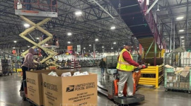 Mỹ sẽ thu về 10 tỷ USD/năm khi bỏ quy định miễn thuế quan với hàng giá trị thấp