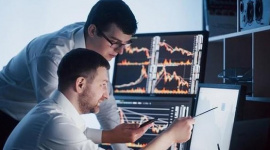 Phiên 16/9: Khối ngoại tiếp đà bán ròng, ngược dòng tung hơn 400 tỷ đồng gom một cổ phiếu chứng khoán