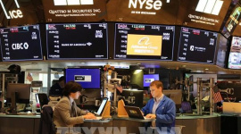 Động lực từ Alphabet, Apple kéo các chỉ số Nasdaq Composite và S&P 500 tăng điểm