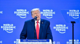 Ông Trump bỏ “lá bài thuế”, chuyển sang đàm phán về Greenland