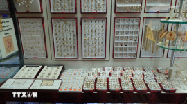 Vàng và kim loại quý giảm giá do căng thẳng địa chính trị