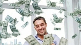 Công ty Dược sắp chốt quyền chia cổ tức tiền mặt 20%, cổ phiếu lập tức tăng hết biên độ