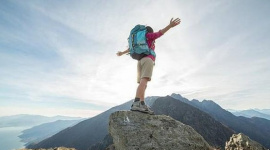 VNDirect: VN-Index có thể cán mốc 2.099 điểm, loạt nhóm cổ phiếu sẽ được "tái định giá" trong năm 2026