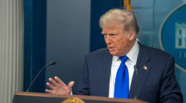 Tổng thống Trump cảnh báo hậu quả mất quyền áp thuế của Mỹ