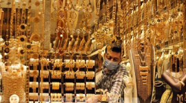 Vàng trang sức được bày bán tại cửa hàng ở Baghdad, Iraq. Ảnh: THX/TTXVN