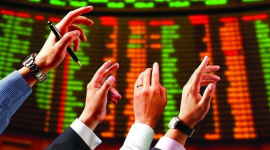 Tự doanh CTCK thẳng tay bán ròng gần 750 tỷ đồng trong phiên VN-Index phá đỉnh, cổ phiếu nào là tâm điểm "xả hàng"?