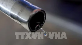 Giá dầu tại châu Á vẫn tăng dù lo ngại về nguồn cung giảm bớt