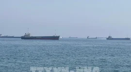 Iran ra điều kiện mở lại eo biển Hormuz