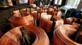 Giá đồng lập đỉnh dù nguồn cung dư thừa: thị trường đang “ảo tưởng khan hiếm”?