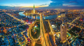 Việt Nam giữ tăng trưởng  trong “gió ngược”