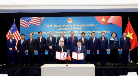 Tổng Bí thư Tô Lâm và đại diện lãnh đạo 2 nước chứng kiến Vietjet trao các thoả thuận trị giá 6,3 tỷ USD với các đối tác Mỹ