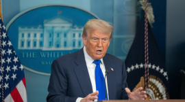 Tổng thống Mỹ nâng thuế toàn cầu lên 15% trong cuộc chiến thương mại