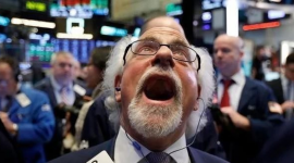 Khối ngoại bán ròng đột biến hơn 1.200 tỷ đồng phiên đầu năm Bính Ngọ, cổ phiếu nào bị "xả" mạnh nhất?