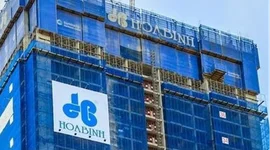 Gánh nặng lãi vay vẫn đè nặng kết quả kinh doanh, Hòa Bình (HBC) thoát lỗ nhờ đâu?