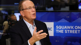 Tỷ phú giàu nhất châu Á khuyên mọi người nên đầu tư vào cổ phiếu thay vì vàng