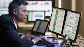 Phiên 9/2: Khối ngoại tiếp đà bán ròng, ngược chiều tung gần 200 tỷ gom một cổ phiếu ngân hàng