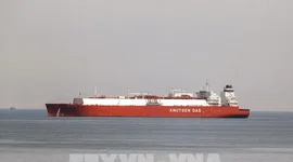 Giá dầu Brent vượt ngưỡng 100 USD/thùng